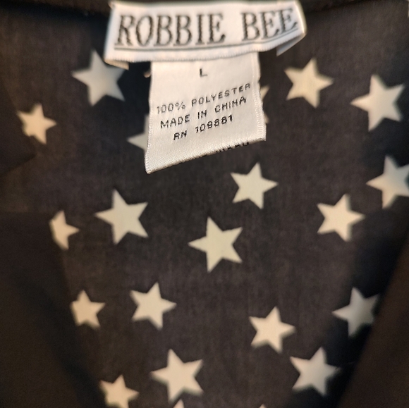 Robbie Bee Star Print Belted Dress - Picture 3 of 5